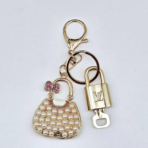 Authentic Louis Vuitton Lock & Key with unbranded Bagcharm, Keycharm, Keychain - Picture 1 of 7